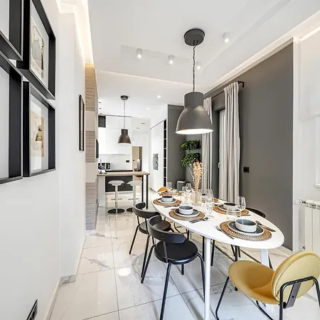 Enjoy B-52 Crown Apartament Belgrad